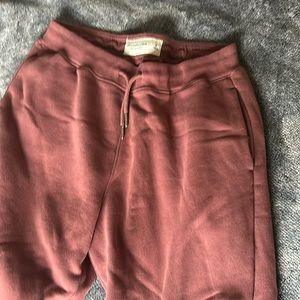 Men’s mauve Abercrombie and fitch jogger
